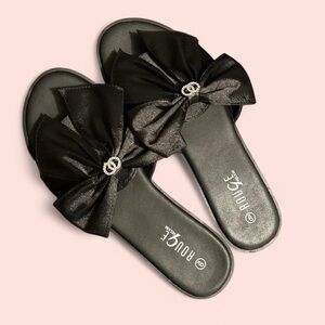Rouge Helium Women’s Black Bow Slide Sandals